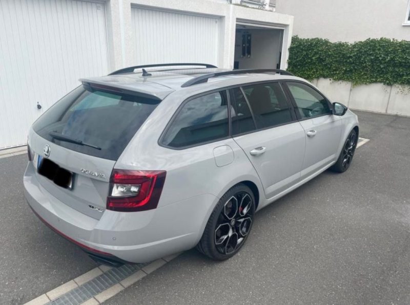 SKODA  OCTAVIA  2019 Combi RS 2.0 TSI 245cv 
