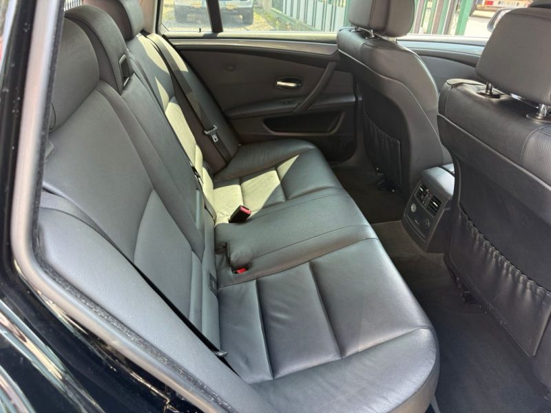 BMW SERIE 5 E61 BREAK 525D 197CV PACK LUXE BVA