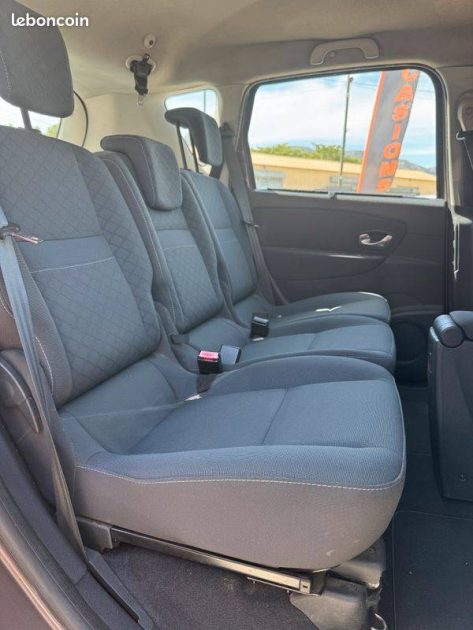 RENAULT MEGANE SCENIC 2010