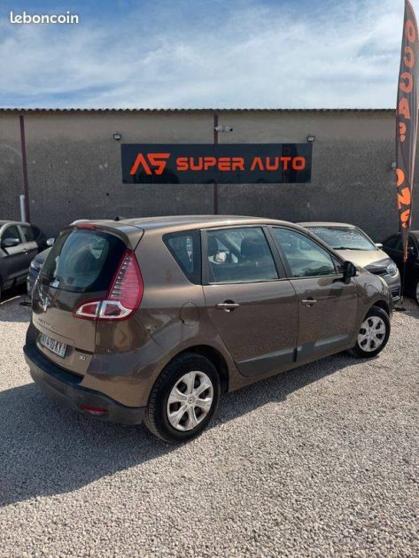 RENAULT MEGANE SCENIC 2010
