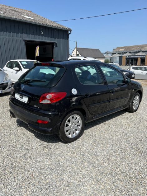PEUGEOT 206+ 2012