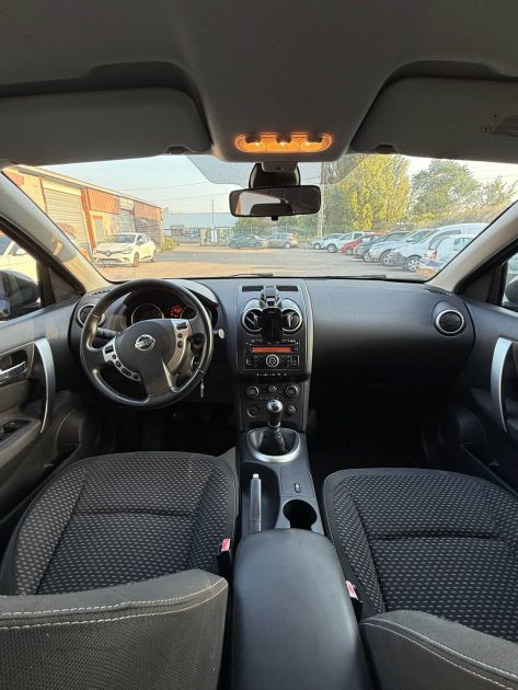 NISSAN QASHQAI 2010