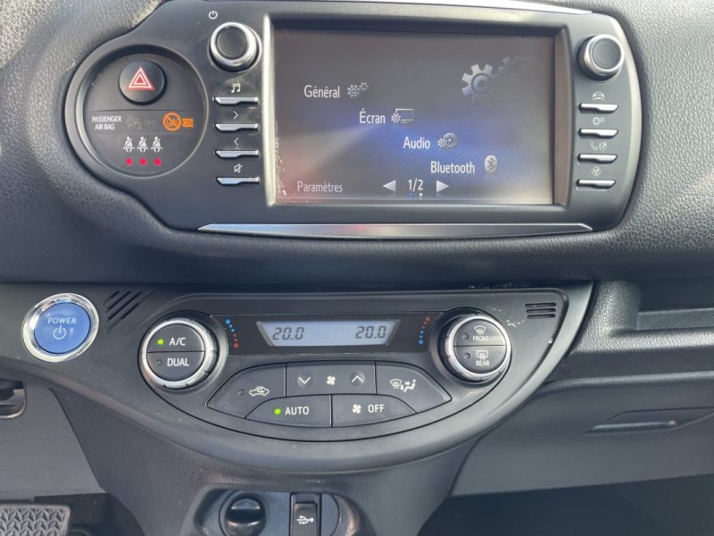 TOYOTA YARIS HYBRID 2019