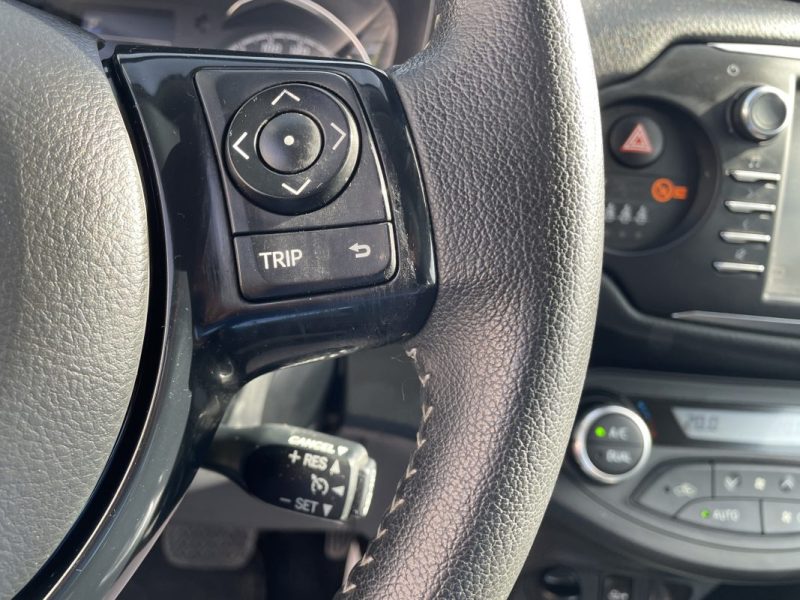 TOYOTA YARIS HYBRID 2019