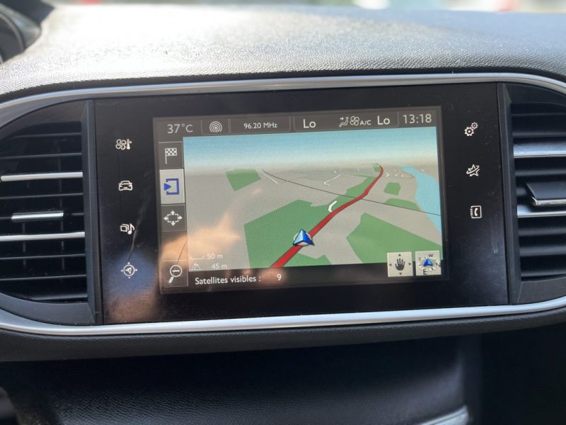 PEUGEOT 308 1.6 BlueHDi 120ch Allure