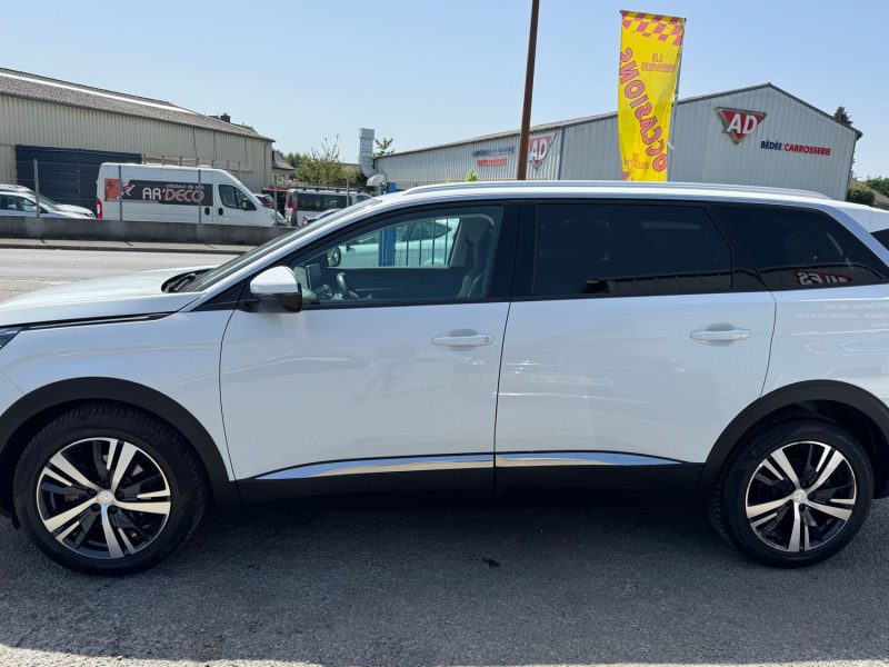 PEUGEOT 5008 1.5 HDi 130ch ALLURE EAT8 TVA