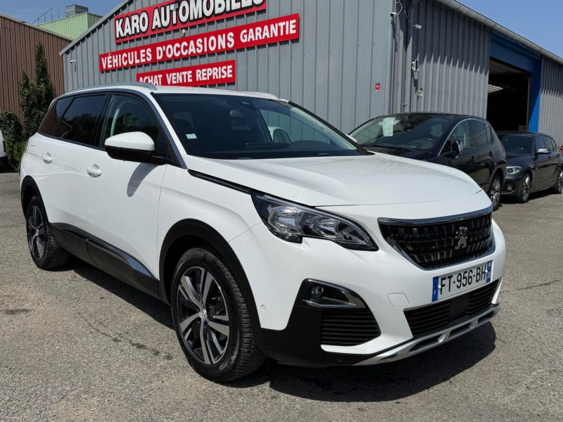 PEUGEOT 5008 1.5 HDi 130ch ALLURE EAT8 TVA