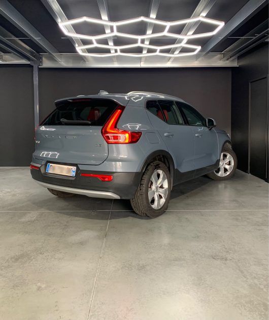 VOLVO XC40 2019