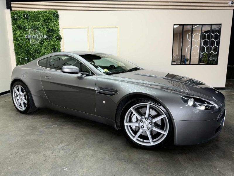 ASTON MARTIN V8 VANTAGE 2008