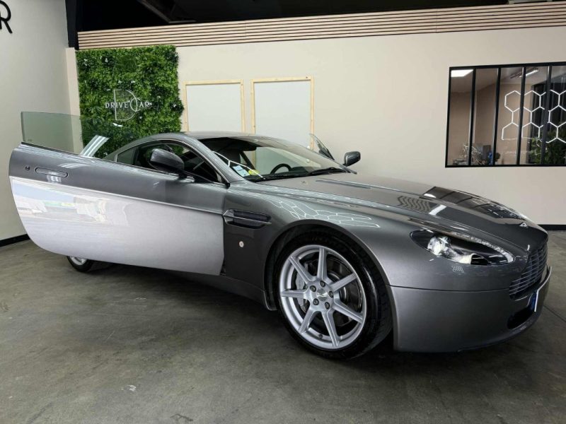 ASTON MARTIN V8 VANTAGE 2008
