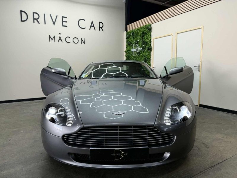 ASTON MARTIN V8 VANTAGE 2008