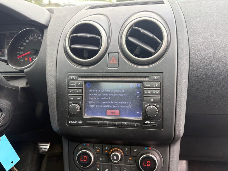 NISSAN QASHQAI 2011