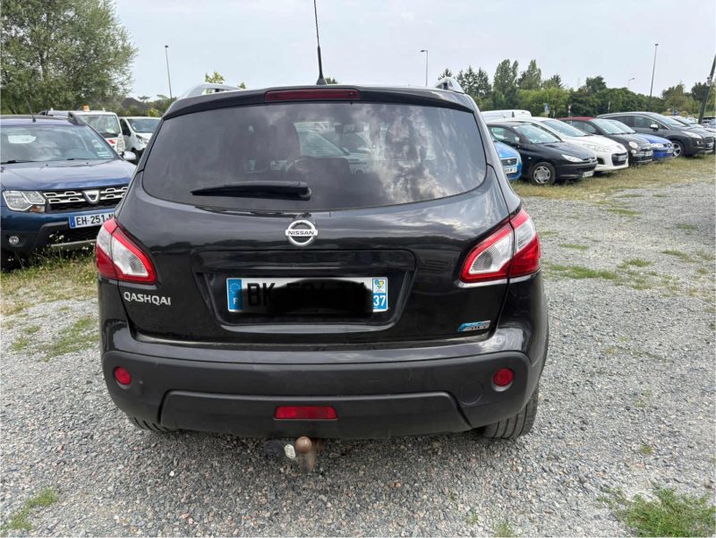 NISSAN QASHQAI 2011