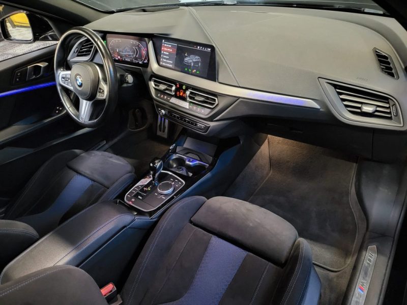 B.M.W. SERIE 1 118i 136ch M Sport / TOIT OUVRANT / SIEGES ELECTRIQUES CHAUFFANTS / CAMERA / VIRTUAL 