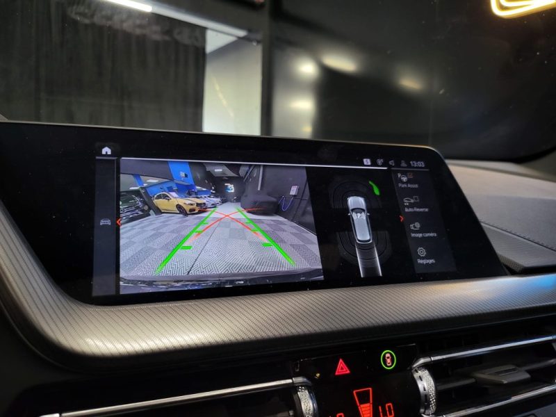 B.M.W. SERIE 1 118i 136ch M Sport / TOIT OUVRANT / SIEGES ELECTRIQUES CHAUFFANTS / CAMERA / VIRTUAL 