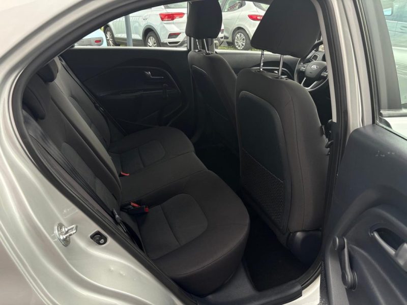 KIA RIO 2015