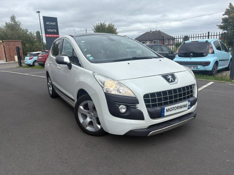 PEUGEOT 3008 1.6 HDi 110ch Féline 🚙 Toit pano 🌞 / Distri OK 🔧 / Affichage 👓 / Garantie ✅