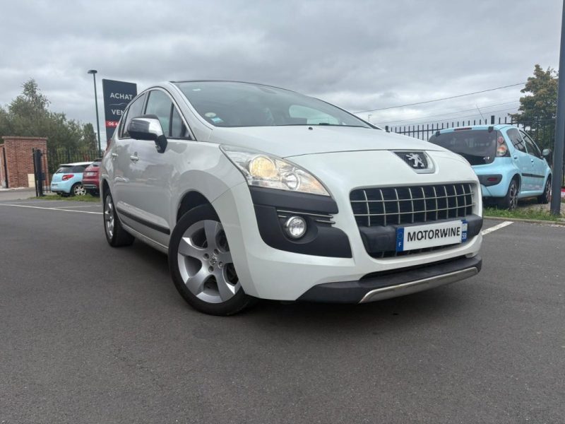 PEUGEOT 3008 1.6 HDi 110ch Féline 🚙 Toit pano 🌞 / Distri OK 🔧 / Affichage 👓 / Garantie ✅