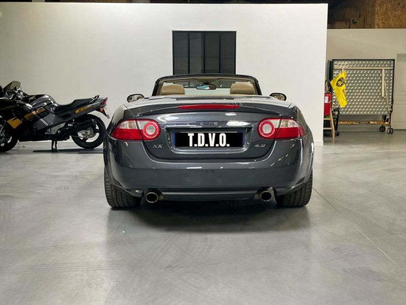 JAGUAR XK CONVERTIBLE 2006