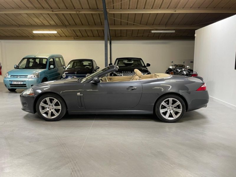 JAGUAR XK CONVERTIBLE 2006