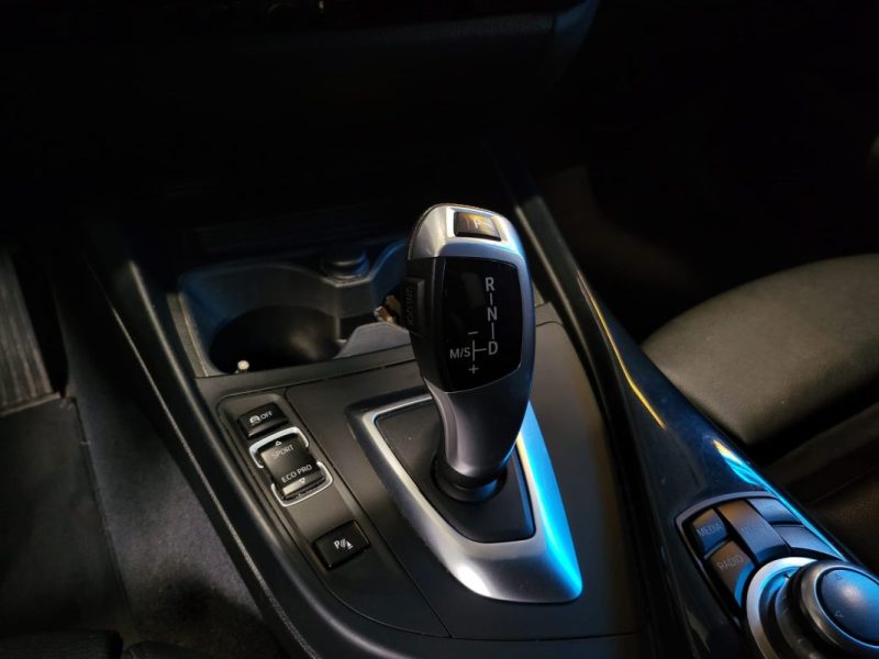 BMW SERIE 1 118D 136CH URBAN CHIC BVA / RADAR AV ET AR / SIEGES CUIR / SUIVI COMPLET