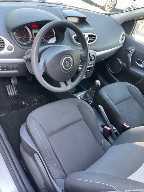 RENAULT CLIO III 1.5 dci 70CV