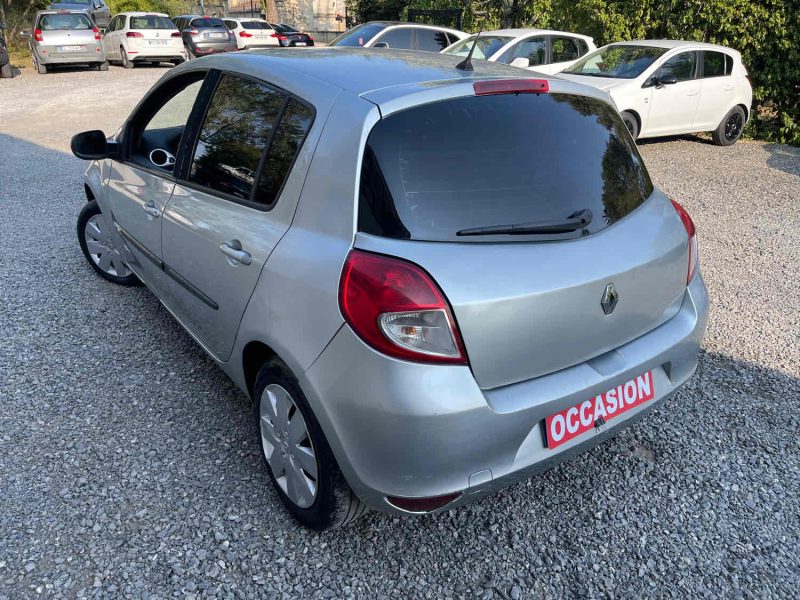 RENAULT CLIO III 1.5 dci 70CV