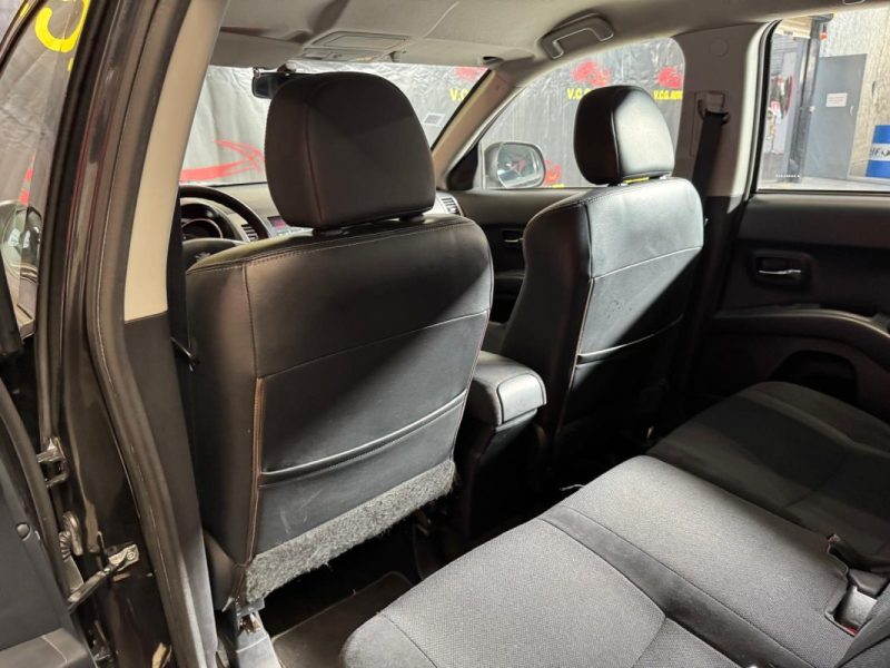 PEUGEOT 4007 2.2 HDI 156 Premium 