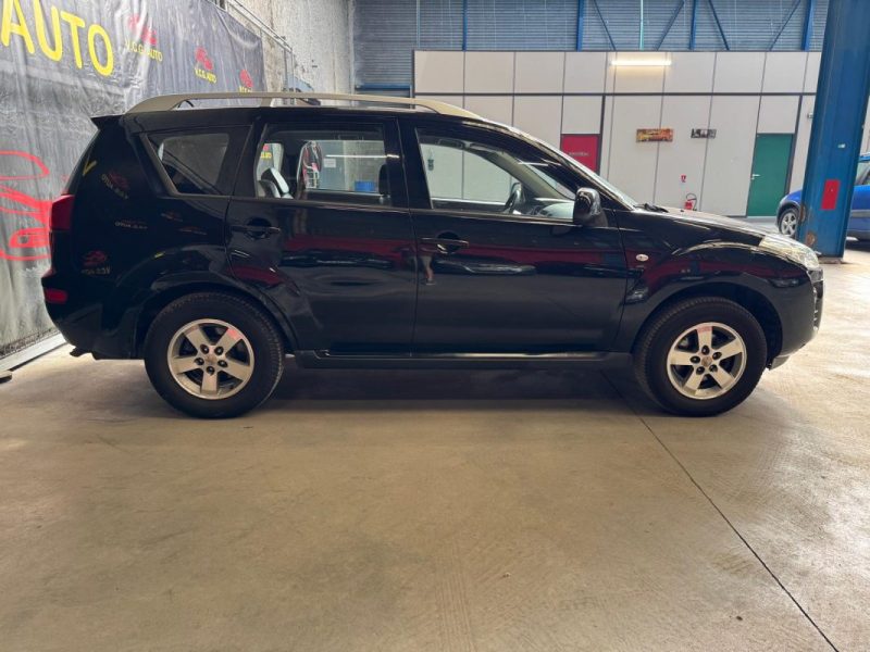 PEUGEOT 4007 2.2 HDI 156 Premium 