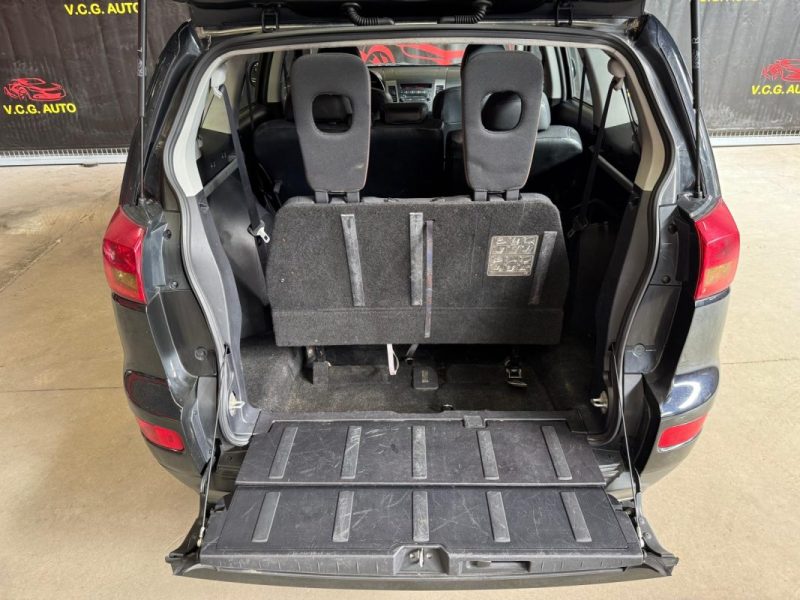 PEUGEOT 4007 2.2 HDI 156 Premium 