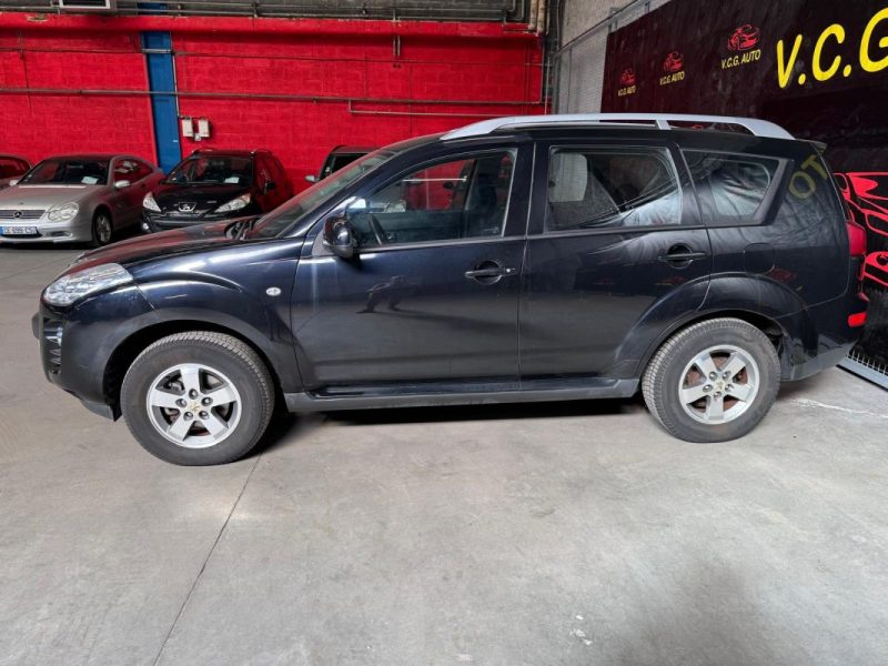 PEUGEOT 4007 2.2 HDI 156 Premium 