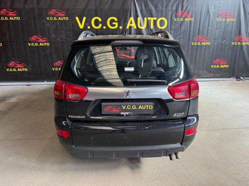 PEUGEOT 4007 2.2 HDI 156 Premium 
