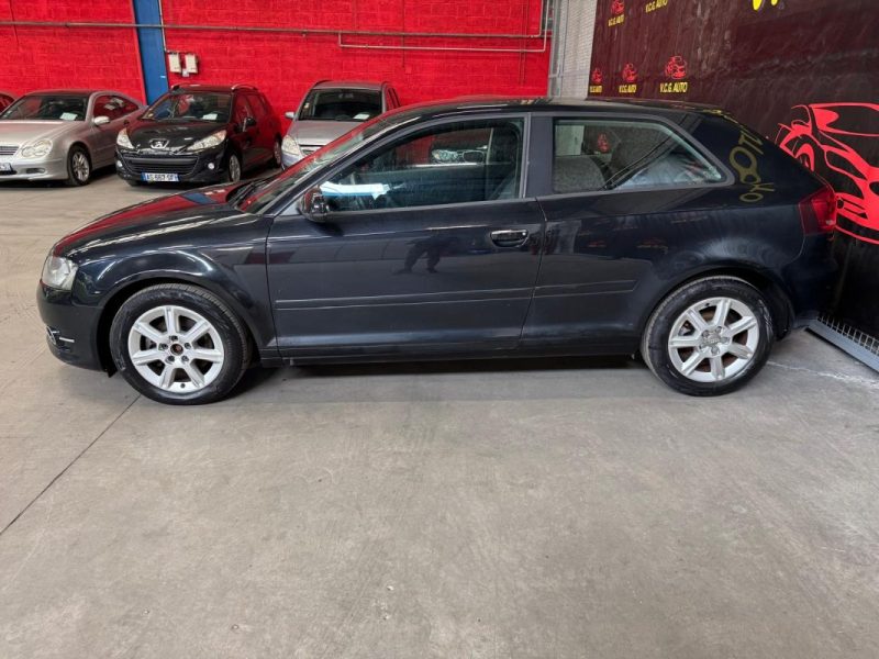 AUDI A3 2.0 TDI 140 Start/Stop Ambiente 