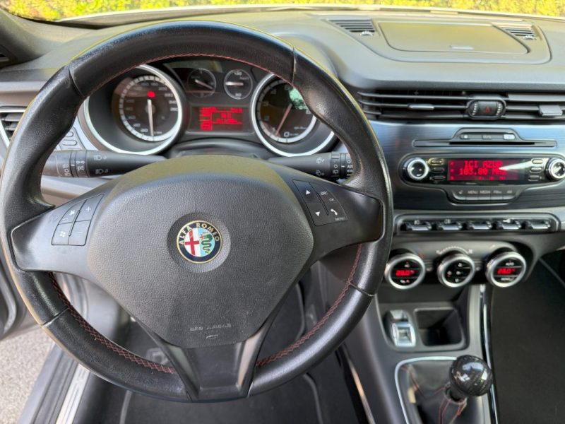 ALFA ROMEO GIULIETTA 2013