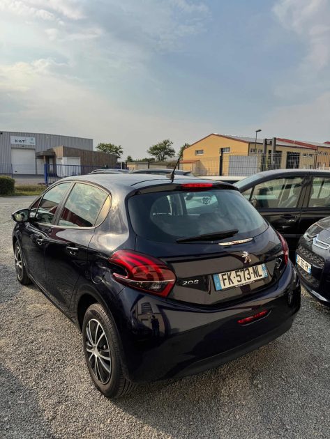 PEUGEOT 208 1.5 BLUEHDI 5 portes 100ch