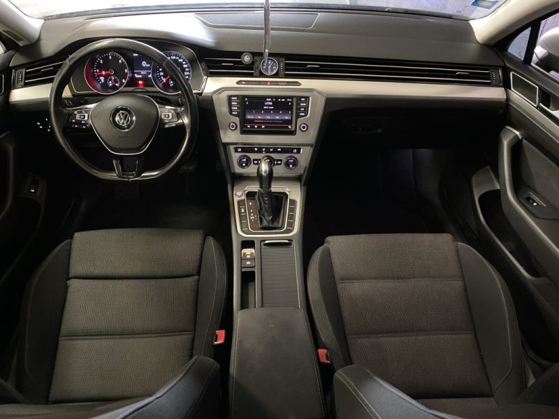 VOLKSWAGEN PASSAT 1.6 TDI 120ch BlueMotion Confortline DSG7