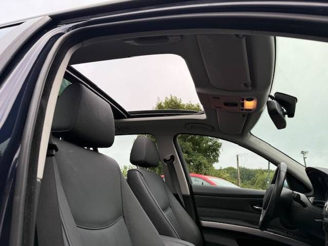 BMW 3er 320d 2006 -  42339 KM