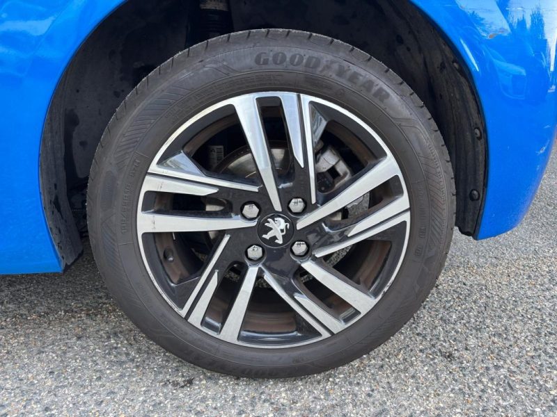 PEUGEOT 208 1.5 BLUEHDI 100 S&S ALLURE