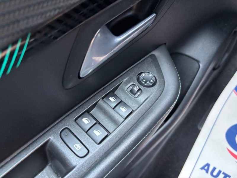 PEUGEOT 208 1.5 BLUEHDI 100 S&S ALLURE