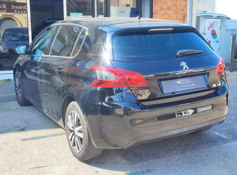 PEUGEOT 308 2019