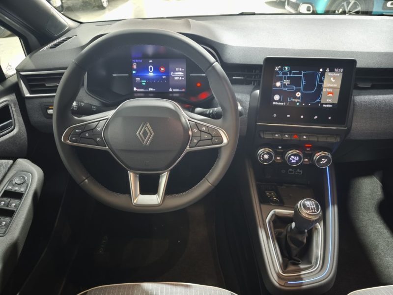 RENAULT CLIO 5 1.0 TCE 100 TECHNO GPL ESSENCE 2024