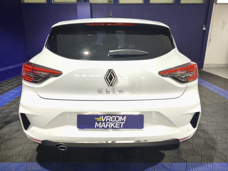 RENAULT CLIO 5 1.0 TCE 100 TECHNO GPL ESSENCE 2024
