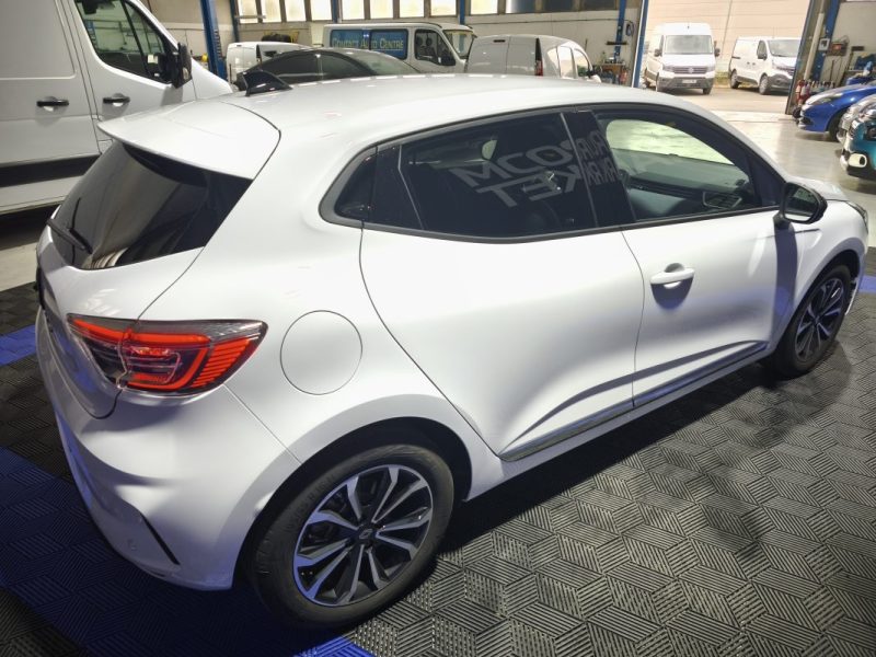 RENAULT CLIO 5 1.0 TCE 100 TECHNO GPL ESSENCE 2024