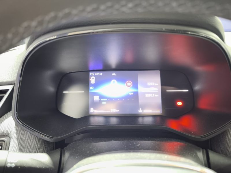 RENAULT CLIO 5 1.0 TCE 100 TECHNO GPL ESSENCE 2024