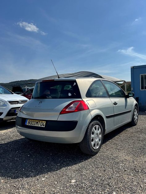RENAULT MEGANE 1.6i 16V