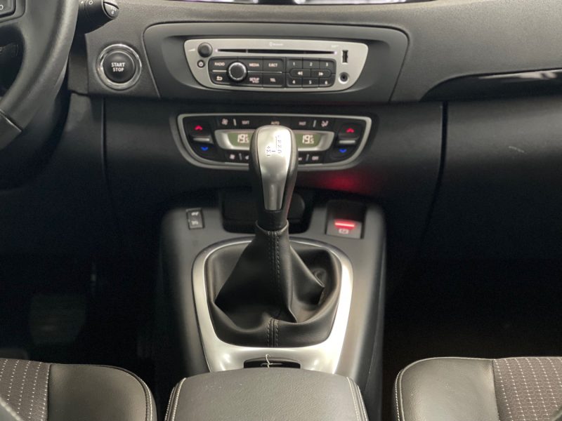 RENAULT MEGANE SCENIC 2014