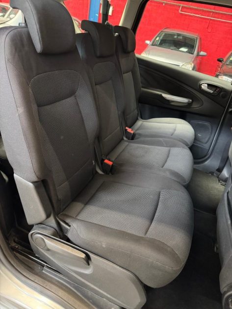 FORD S-MAX 1.8 TDCI 125 Titanium 