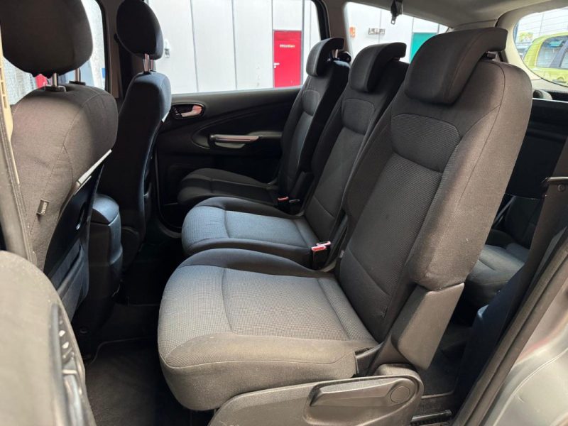 FORD S-MAX 1.8 TDCI 125 Titanium 