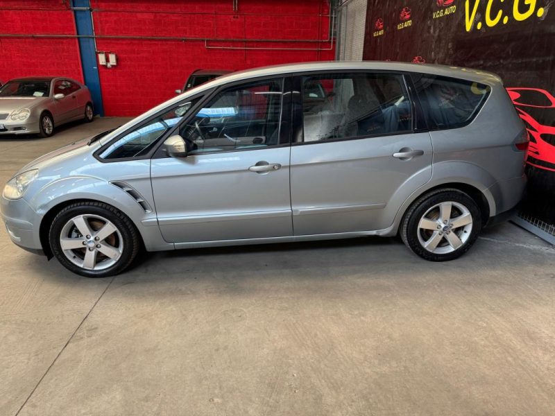 FORD S-MAX 1.8 TDCI 125 Titanium 