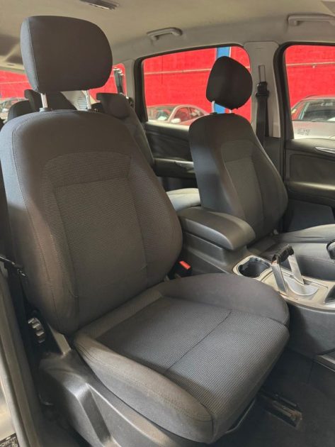 FORD S-MAX 1.8 TDCI 125 Titanium 